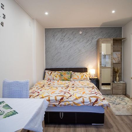 Apartments Solar เทรบินเย ภายนอก รูปภาพ