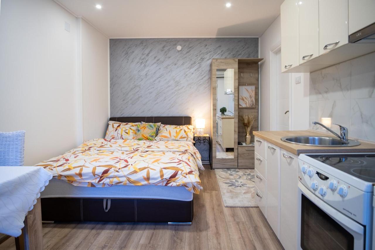 Apartments Solar เทรบินเย ภายนอก รูปภาพ